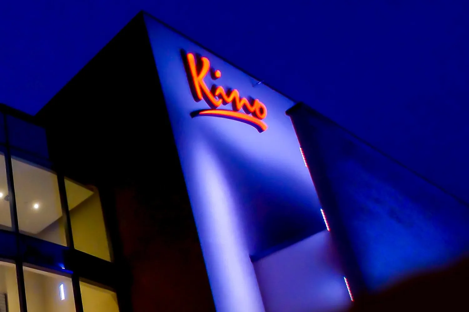 LED-Architekturlicht - Kino Außenbeleuchtung