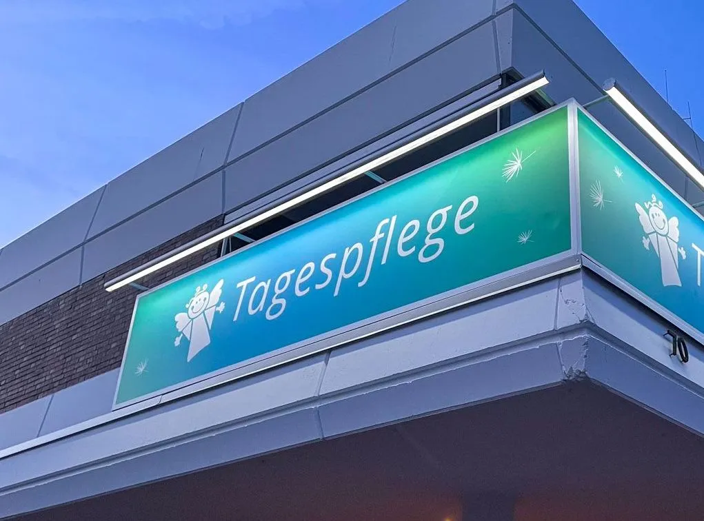 Signlight-Werbeschild - Tagespflege